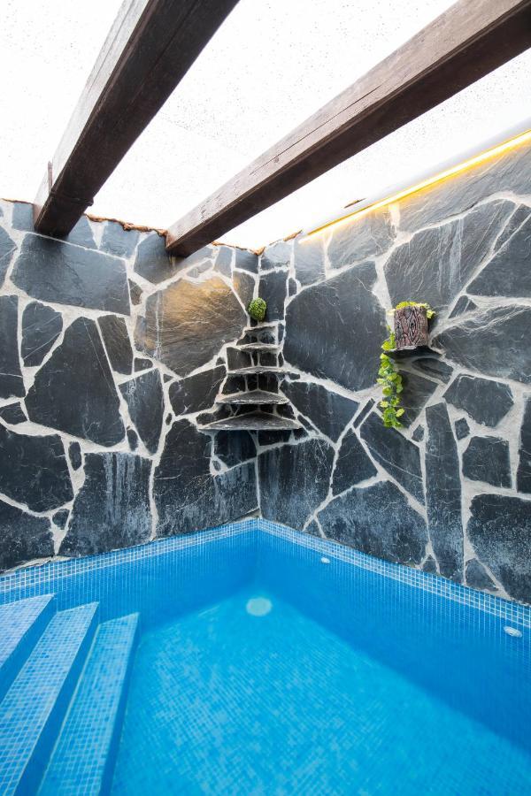 El Eden De Javier Guest House Robledillo Exterior photo