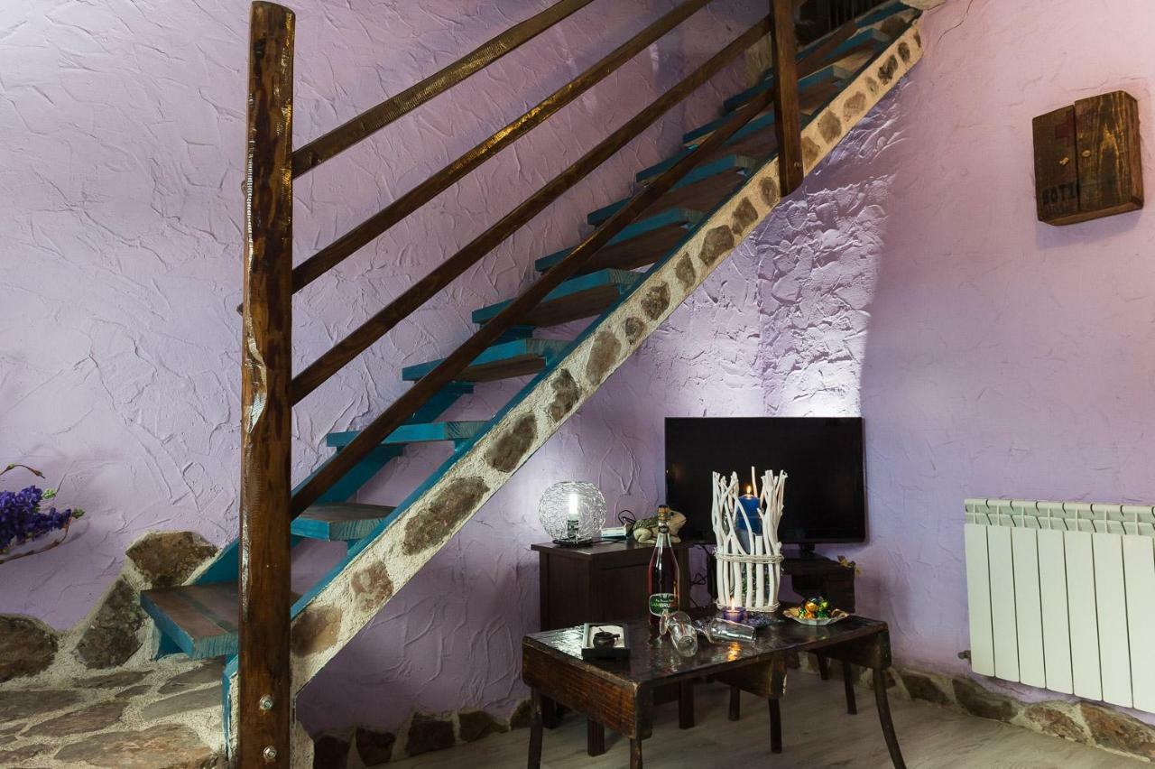 El Eden De Javier Guest House Robledillo Exterior photo